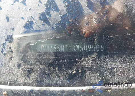 2013 Nissan Rogue Sv z USA, uszkodzony, nr VIN JN8AS5MT1DW509506